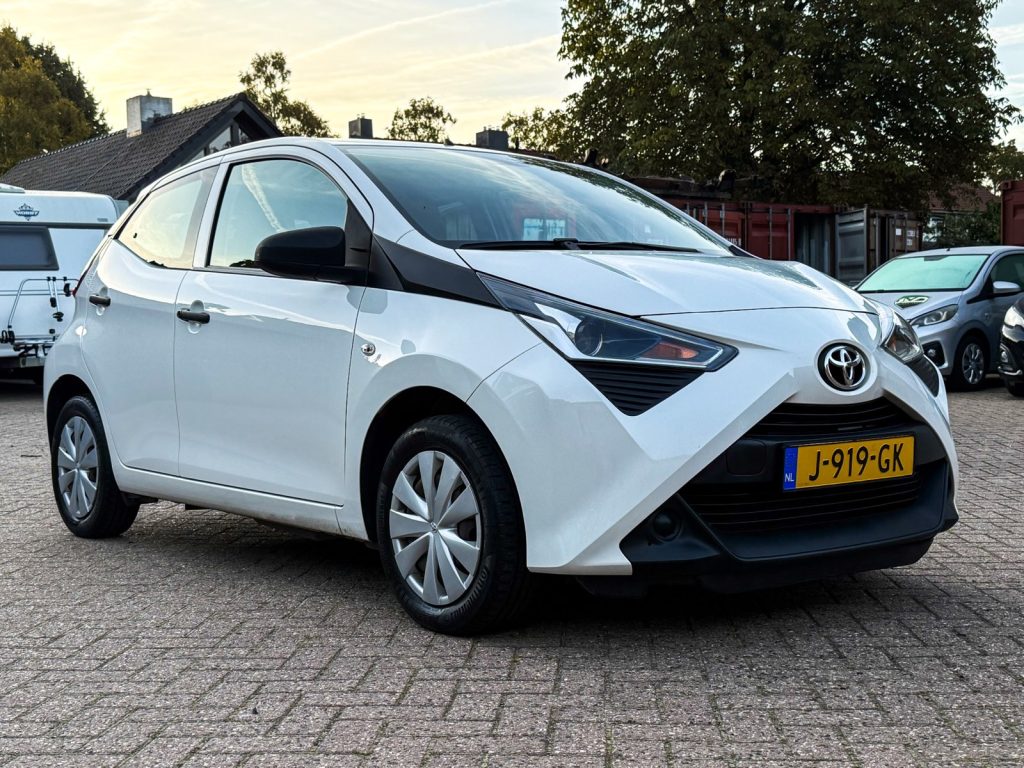 Toyota Aygo 1.0 VVT-i x, foto 1