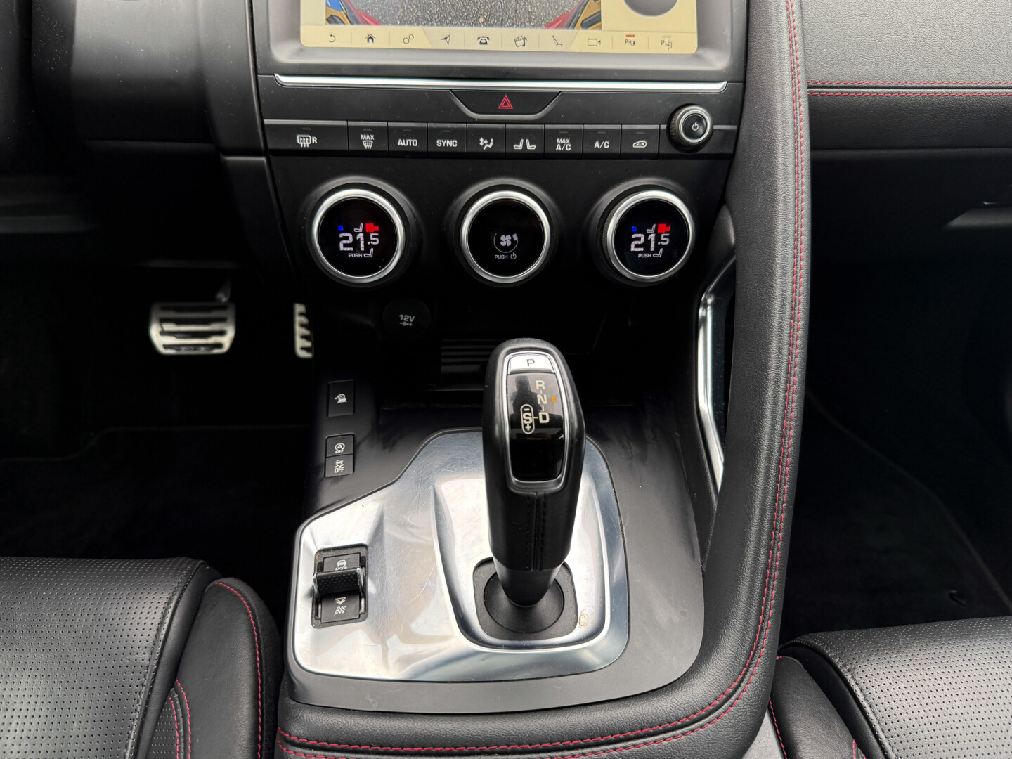 Jaguar E-PACE 2.0 P250 AWD First Edition Black Pack, foto 17