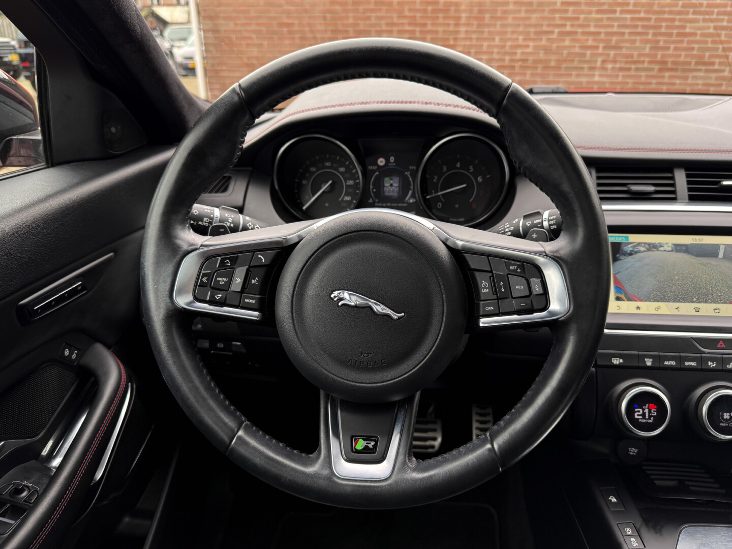 Jaguar E-PACE 2.0 P250 AWD First Edition Black Pack, foto 24