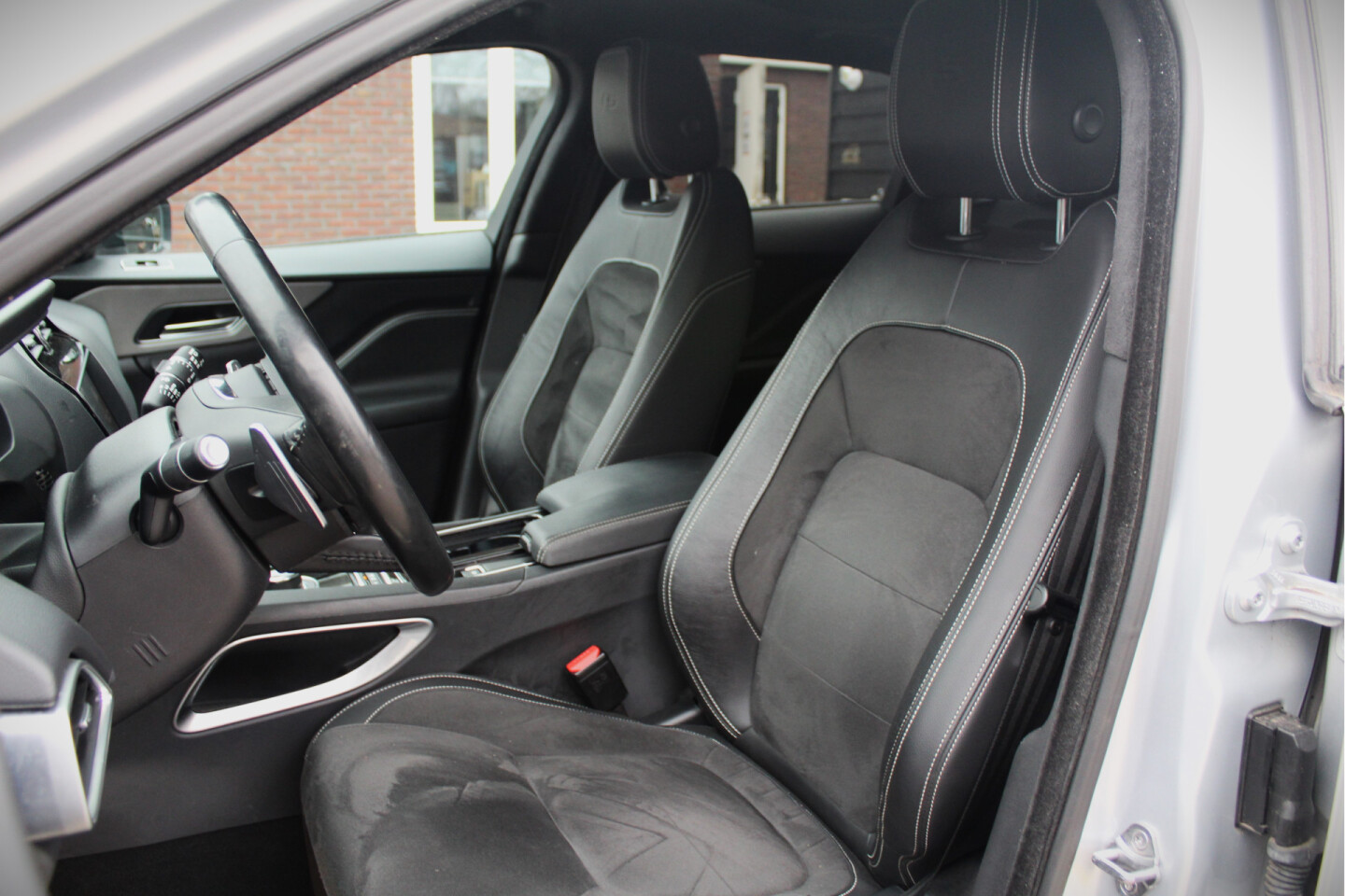 Jaguar F-PACE 3.0 S/C S Sport First Edition AWD, foto 12