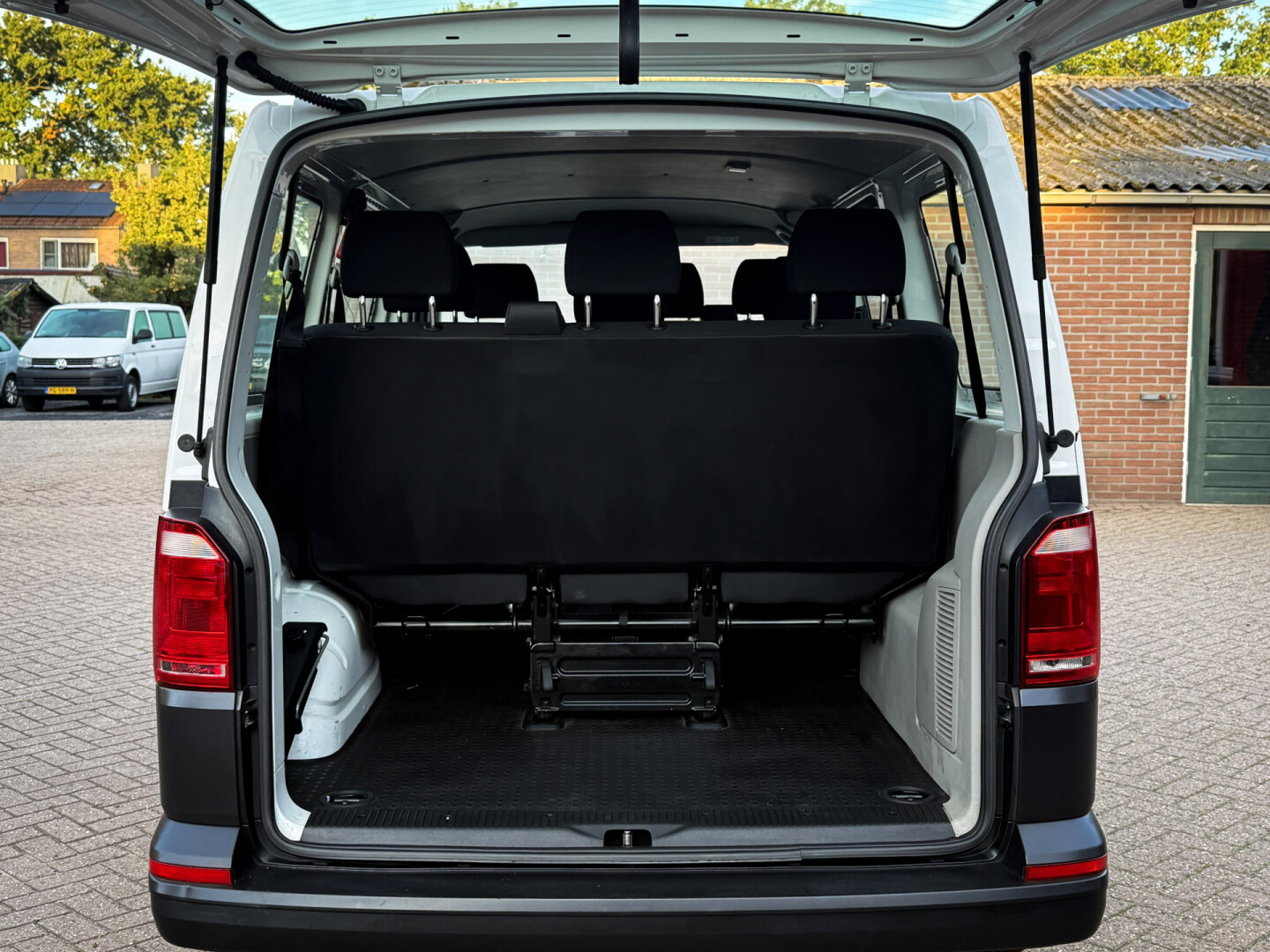 Volkswagen Transporter Kombi 2.0 TDI L1H1, foto 12