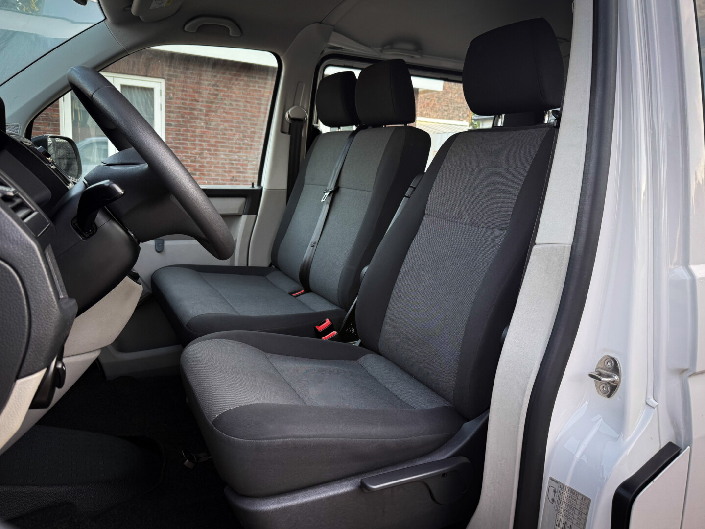 Volkswagen Transporter Kombi 2.0 TDI L1H1, foto 8